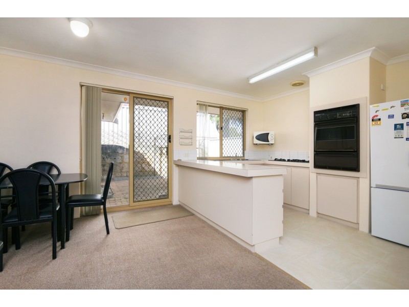 16/1-3 Stanbury Place, Kardinya WA 6163