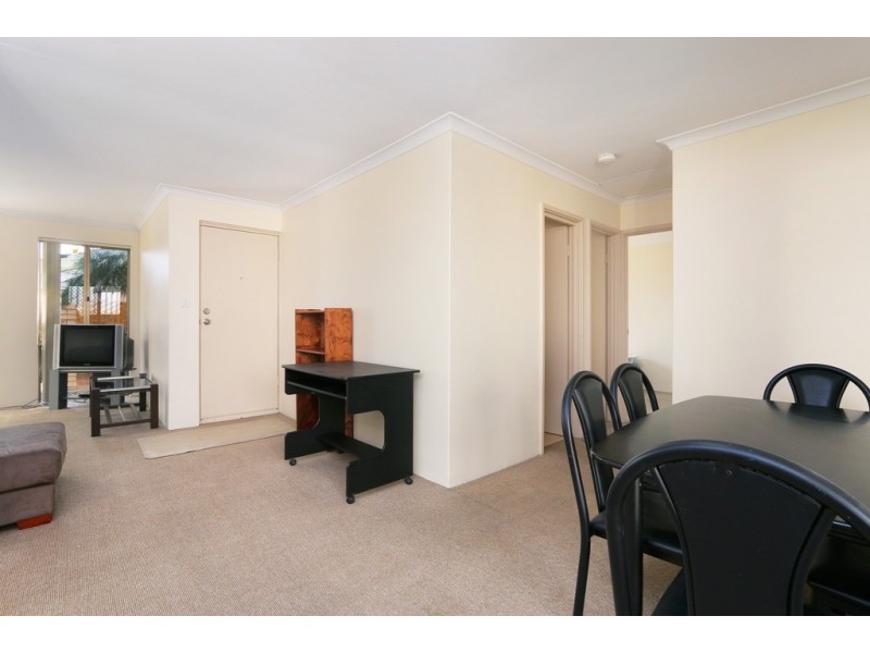 16/1-3 Stanbury Place, Kardinya WA 6163
