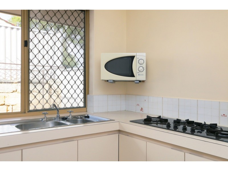 16/1-3 Stanbury Place, Kardinya WA 6163