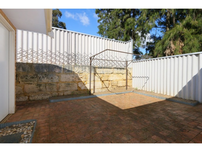 16/1-3 Stanbury Place, Kardinya WA 6163
