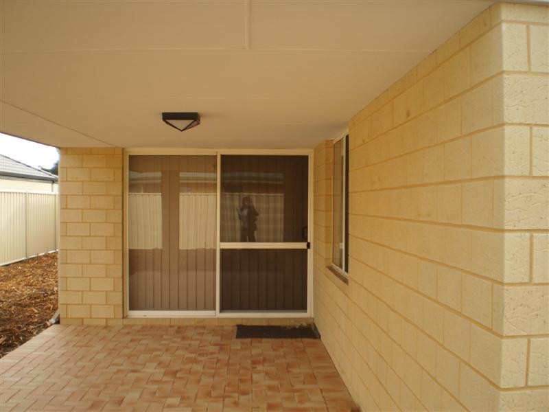 31 Daviesia Turn, Success WA 6164
