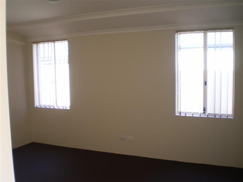 31 Daviesia Turn, Success WA 6164