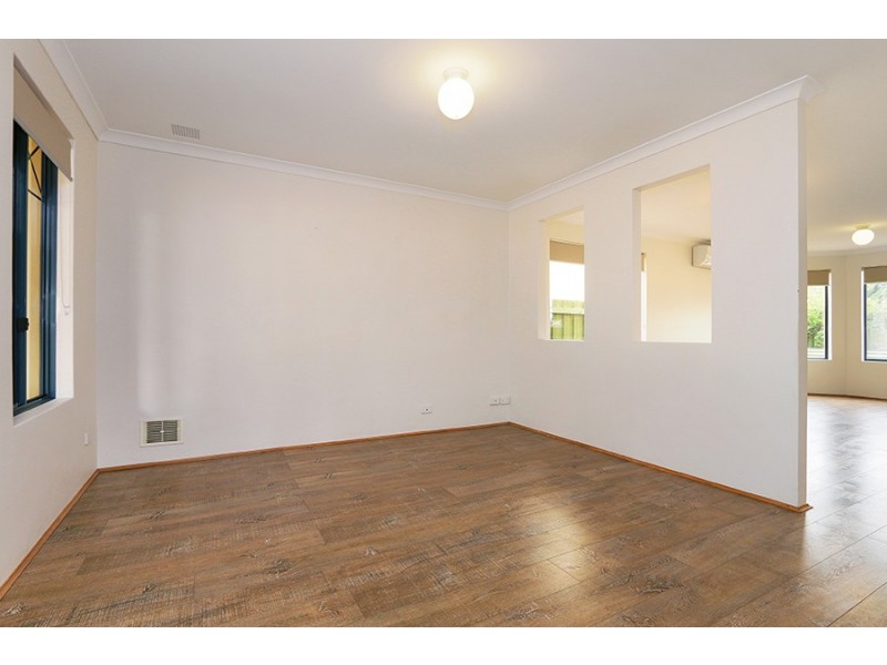 12 Ellis Road, Kardinya WA 6163