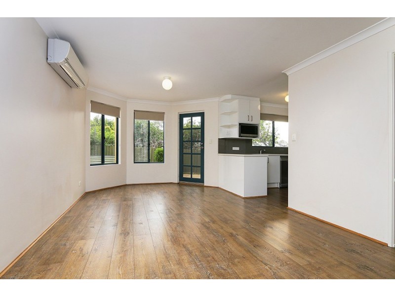 12 Ellis Road, Kardinya WA 6163