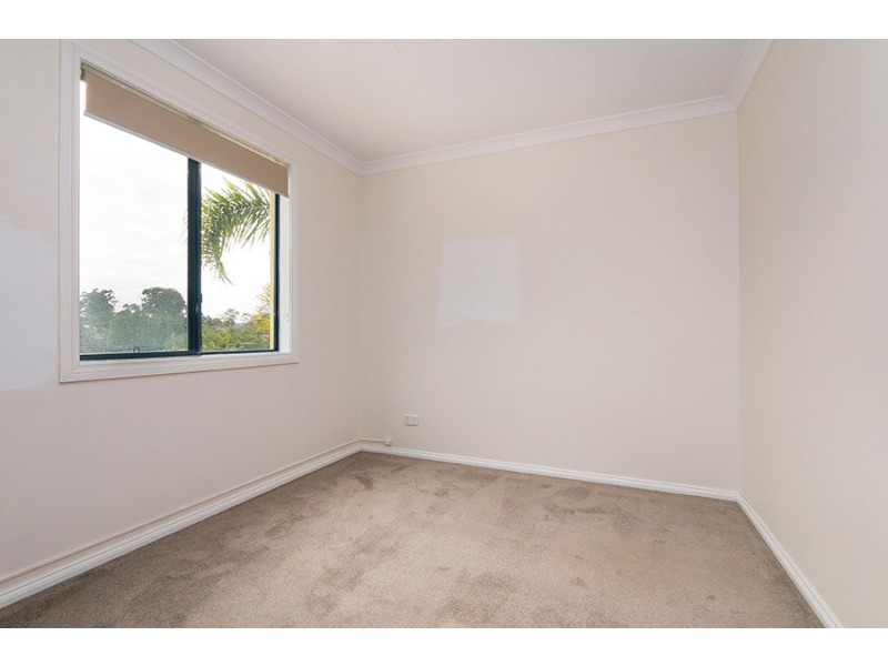 12 Ellis Road, Kardinya WA 6163