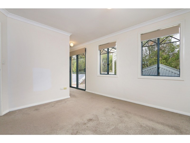 12 Ellis Road, Kardinya WA 6163