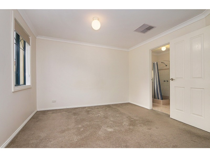 12 Ellis Road, Kardinya WA 6163