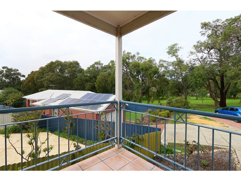 12 Ellis Road, Kardinya WA 6163