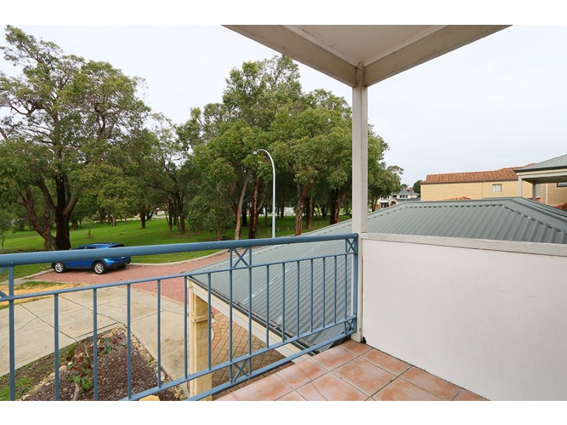 12 Ellis Road, Kardinya WA 6163
