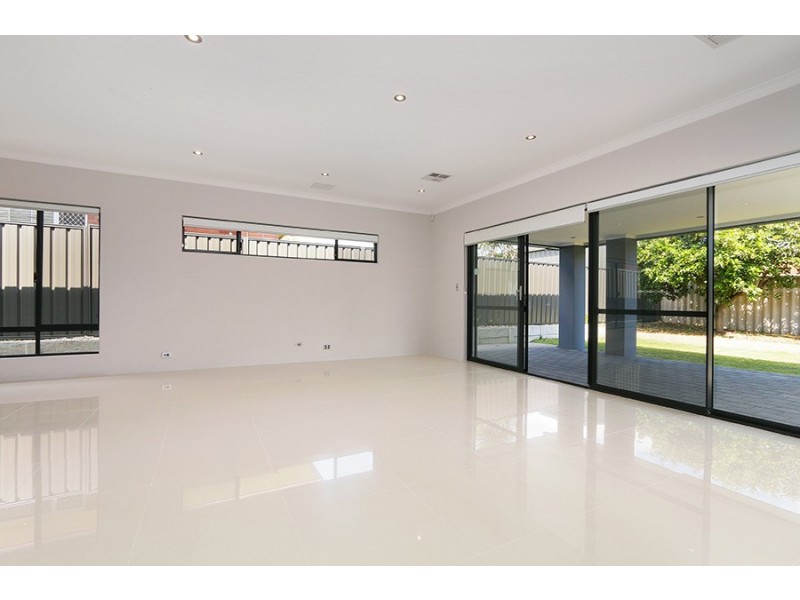 5B Sexton Court, Kardinya WA 6163