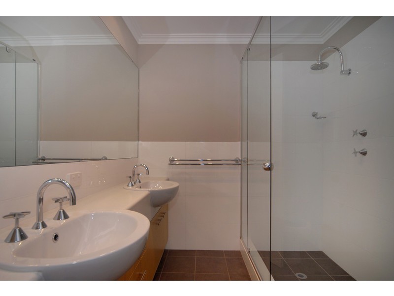 10  Birchgrove Court, Bibra Lake WA 6163