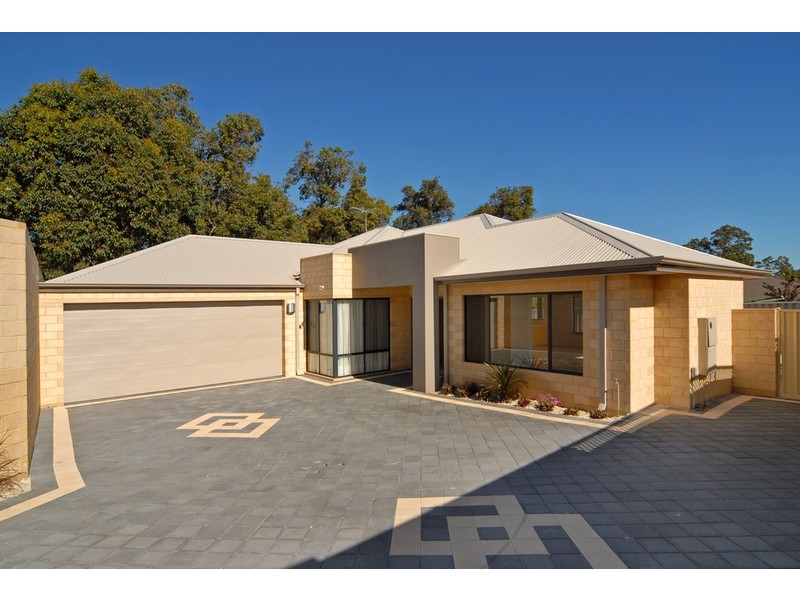8 Birchgrove Court, Bibra Lake WA 6163