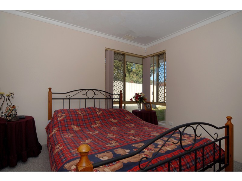 27/35 Winnacott St, Willagee WA 6156