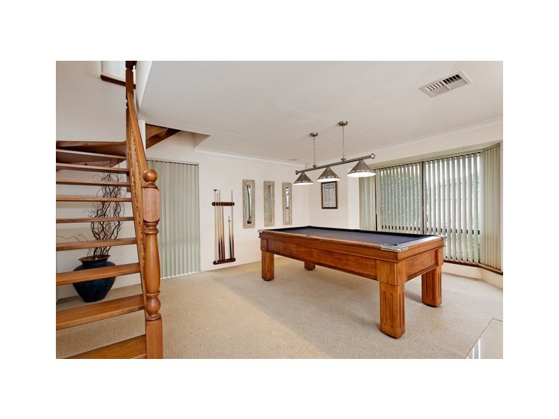 7 Coombs Place, Bateman WA 6150