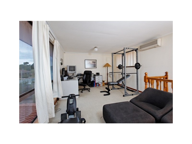 7 Coombs Place, Bateman WA 6150