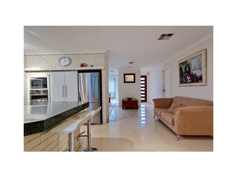 7 Coombs Place, Bateman WA 6150