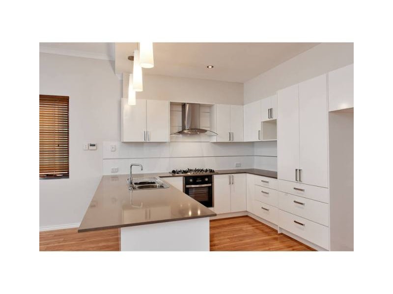 37 Bellairs Rd, Kardinya WA 6163