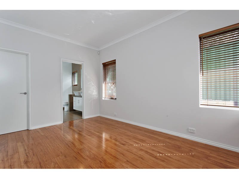 37 Bellairs Rd, Kardinya WA 6163