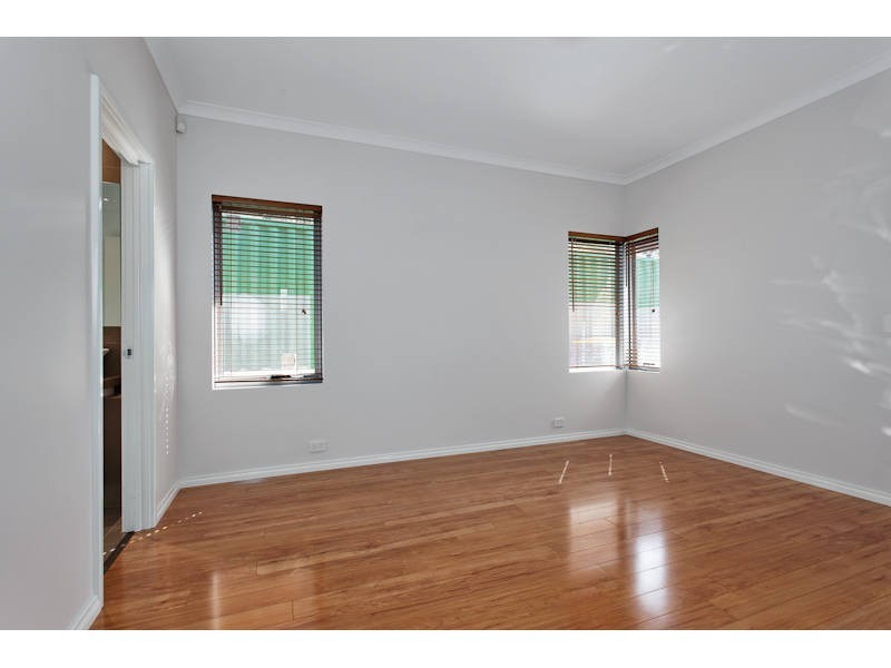 37 Bellairs Rd, Kardinya WA 6163