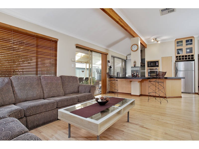 160 Garling St, Willagee WA 6156