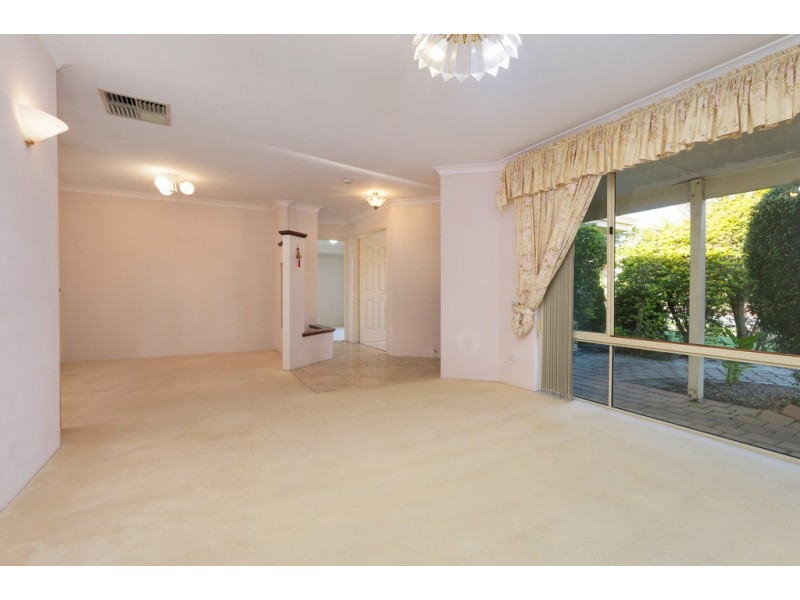 75 Prescott Drive, Kardinya WA 6163