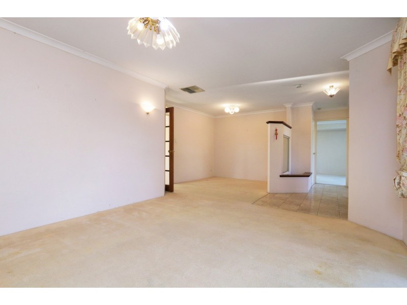 75 Prescott Drive, Kardinya WA 6163