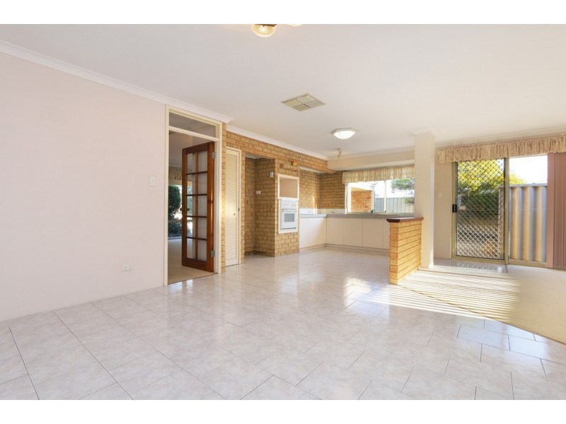 75 Prescott Drive, Kardinya WA 6163