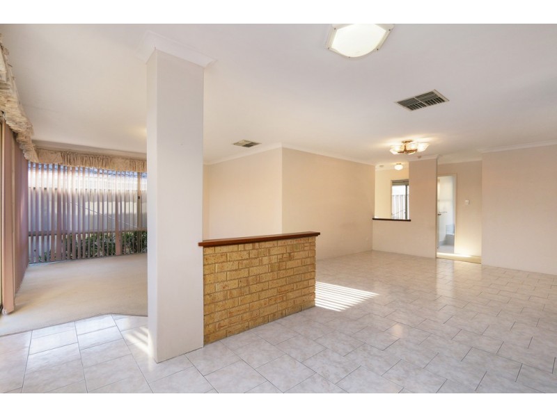 75 Prescott Drive, Kardinya WA 6163