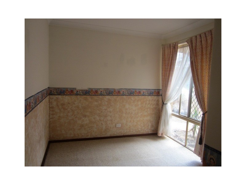 10 Levey Rise, Winthrop WA 6150