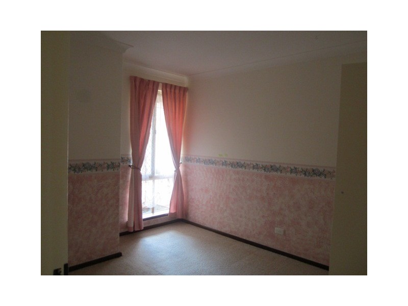 10 Levey Rise, Winthrop WA 6150