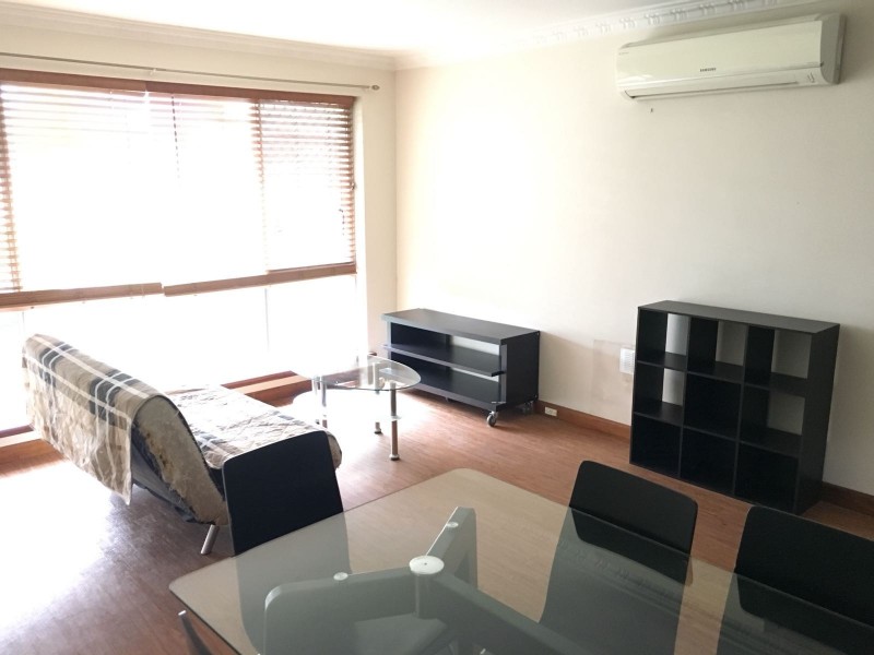 12A OCHILTREE WAY, Kardinya WA 6163