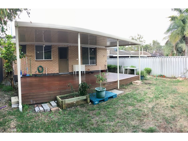 12A OCHILTREE WAY, Kardinya WA 6163