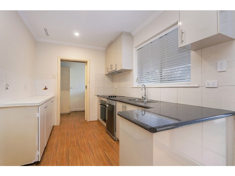 2 Thorman Place, Booragoon WA 6154