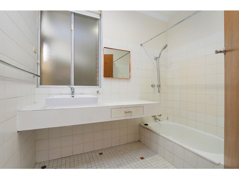 2 Thorman Place, Booragoon WA 6154