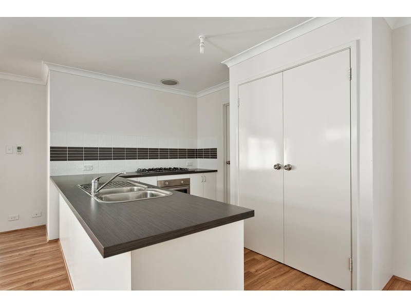 100A Gilbertson Rd, Kardinya WA 6163