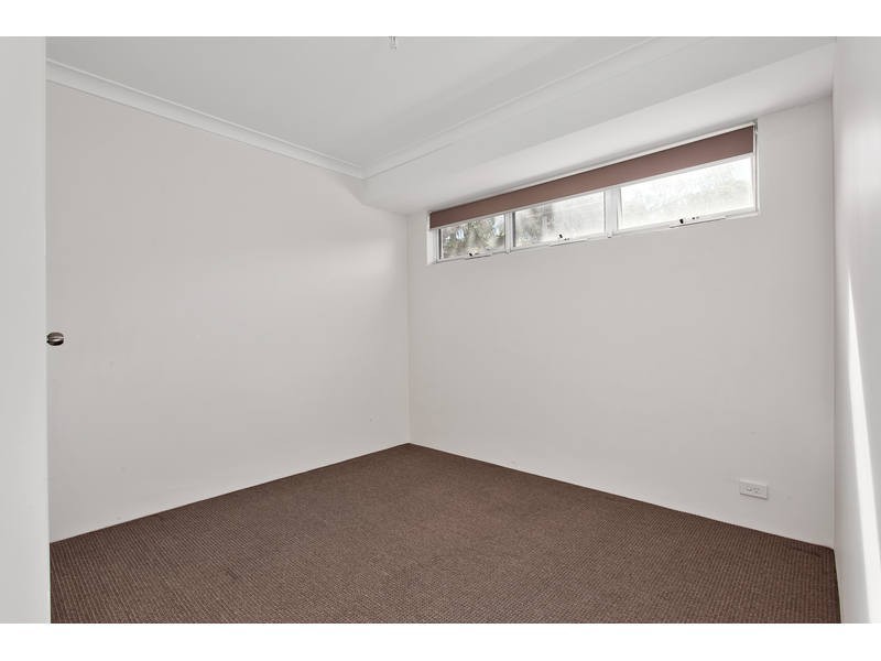 100A Gilbertson Rd, Kardinya WA 6163