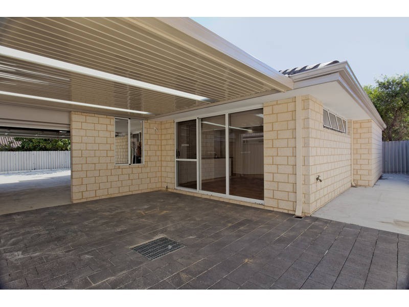 100A Gilbertson Rd, Kardinya WA 6163