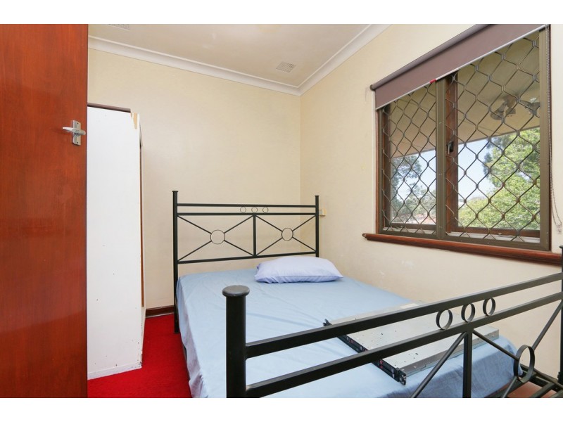 98 Arkwell Street, Willagee WA 6156