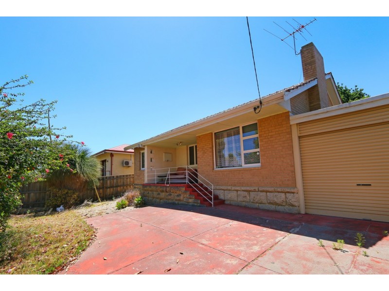 98 Arkwell Street, Willagee WA 6156