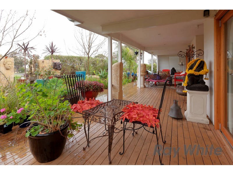 2 Lynn Street, Hilton WA 6163