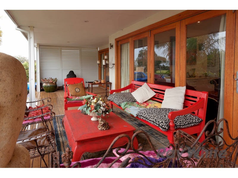 2 Lynn Street, Hilton WA 6163