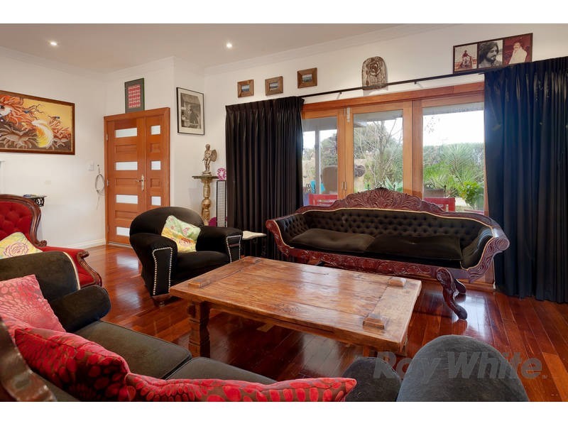 2 Lynn Street, Hilton WA 6163