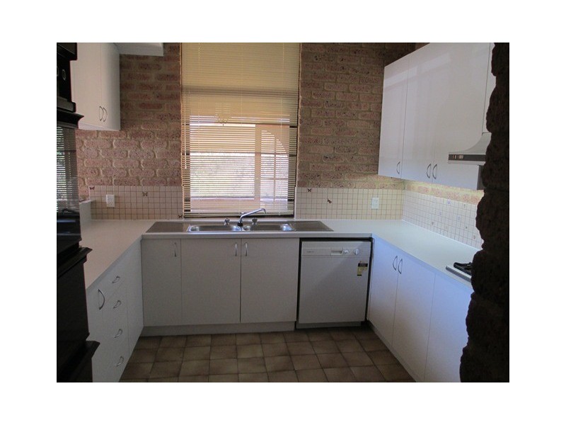 5 Terry Road, Leeming WA 6149