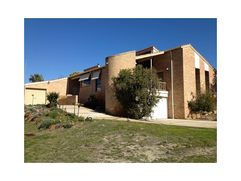5 Terry Road, Leeming WA 6149