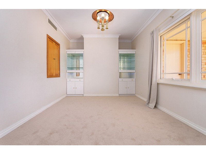 10 Glen Iris Drive, Jandakot WA 6164