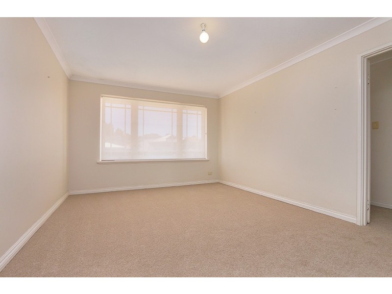 10 Glen Iris Drive, Jandakot WA 6164