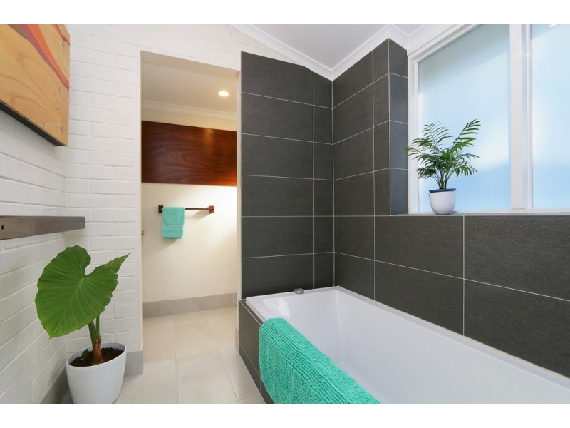 31 Mopsa Way, Coolbellup WA 6163