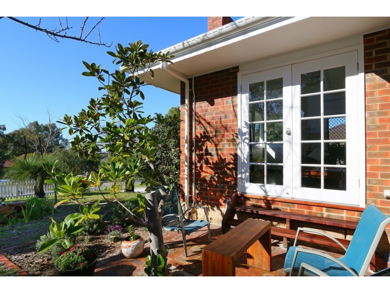 31 Mopsa Way, Coolbellup WA 6163