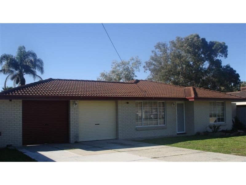 10 South Lake Drive, South Lake WA 6164