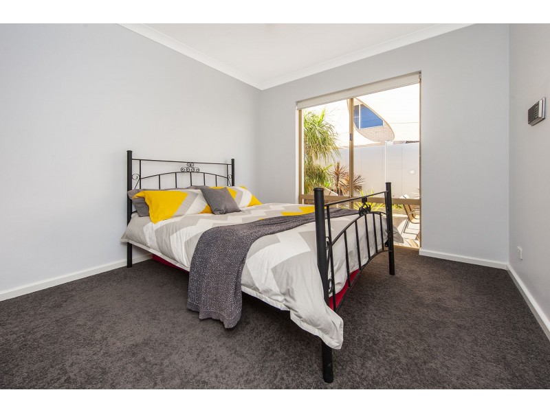 17 Riley Road, Kardinya WA 6163